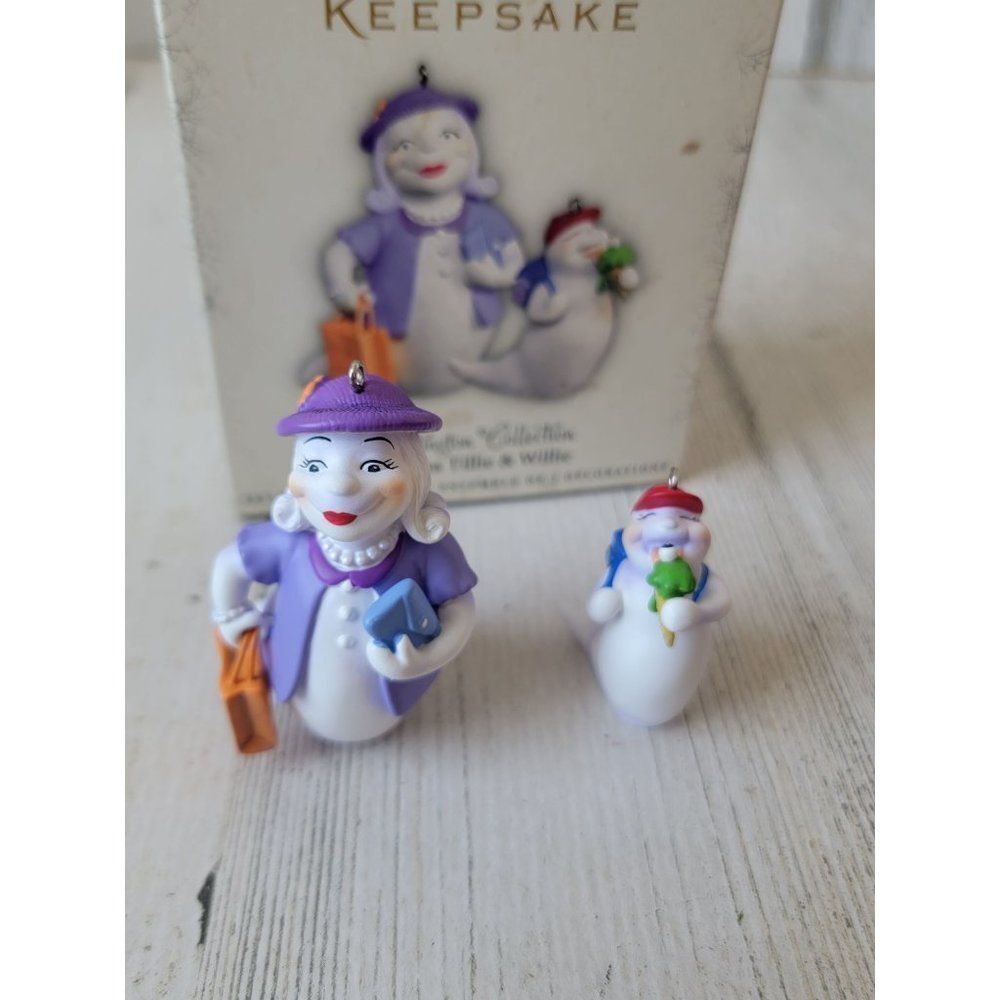 Hallmark‎ Grandma Tillie & Willie Huntington ornament 2005 Halloween